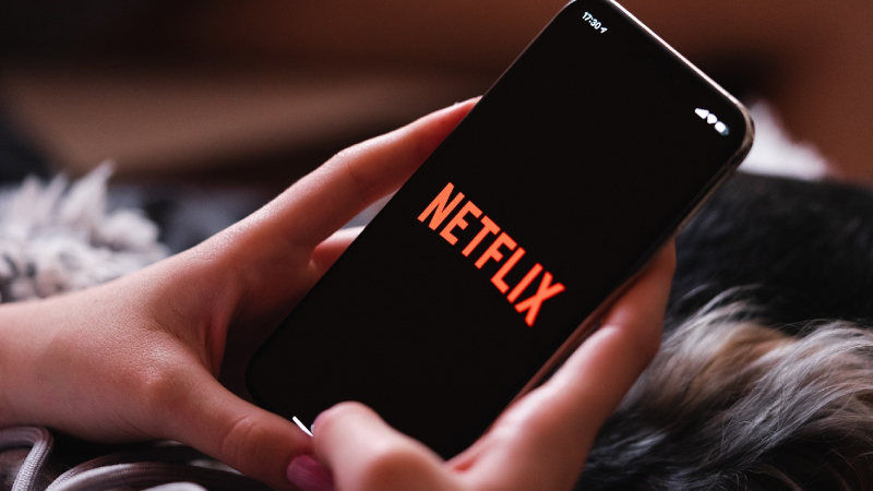 netflix-yeni-nesil-televizyon-deneyimini-tanitti-LF3XGNtj.jpg