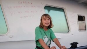 kuresel sumud filosu aktivistlerinden greta thunberg su icin yalvarmak zorunda kaldik iskence gorduk eIEyGmg6.jpg