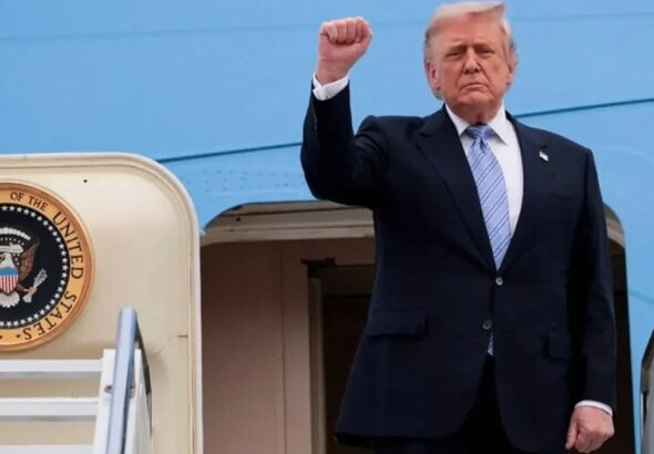 korku-trumpa-bunu-da-yaptirdi-ucaga-alinmadilar-nNG7xZ6G